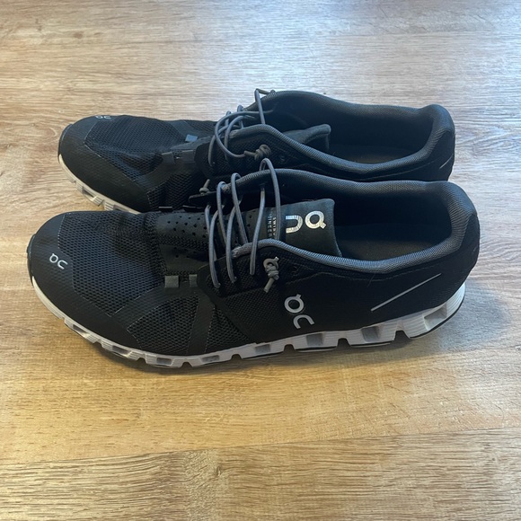 On Cloud 5 Running Shoes - Picture 7 of 9